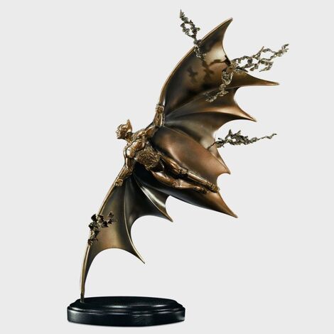 Batman Begins Bronze Gliding Sculpt - NN7036