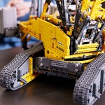 LEGO Technic Liebherr Crawler Crane LR 13000 - 42146